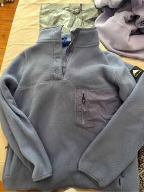Burton Light Lavender Fleece Pullover